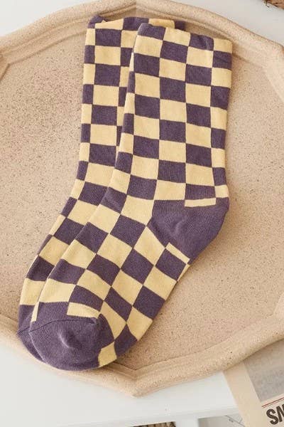 Checkered crew socks: Cream / One Size