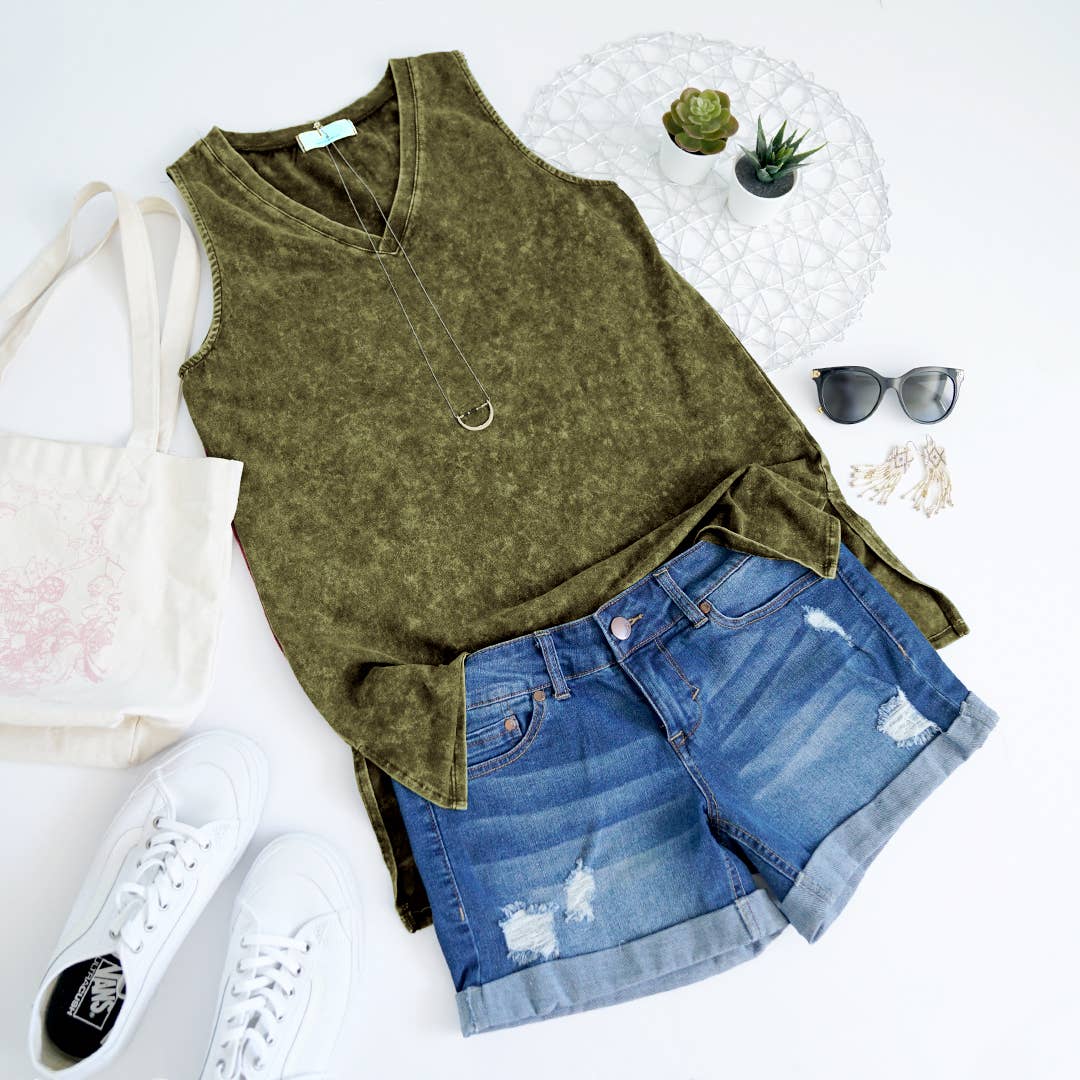 ....42POPS MINERAL WASH V-NECK TANK TOP: / CABERNET-111033