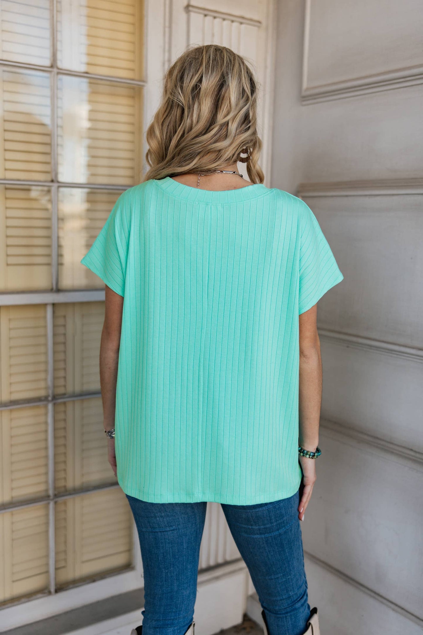 Casual Thick Ribbed V Neck Top: BLACK