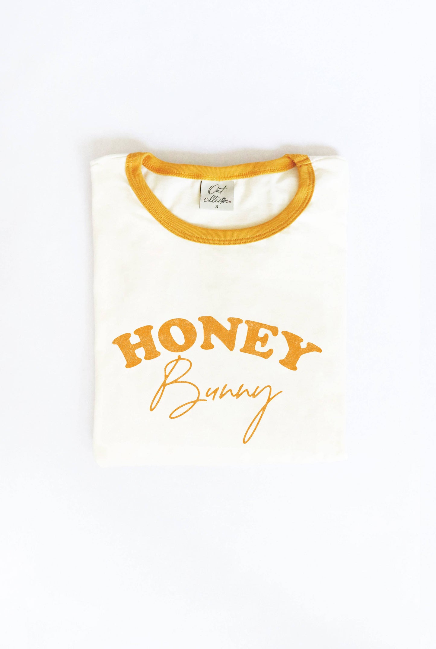 HONEY BUNNY Ringer Graphic Top: NATURAL/BLK