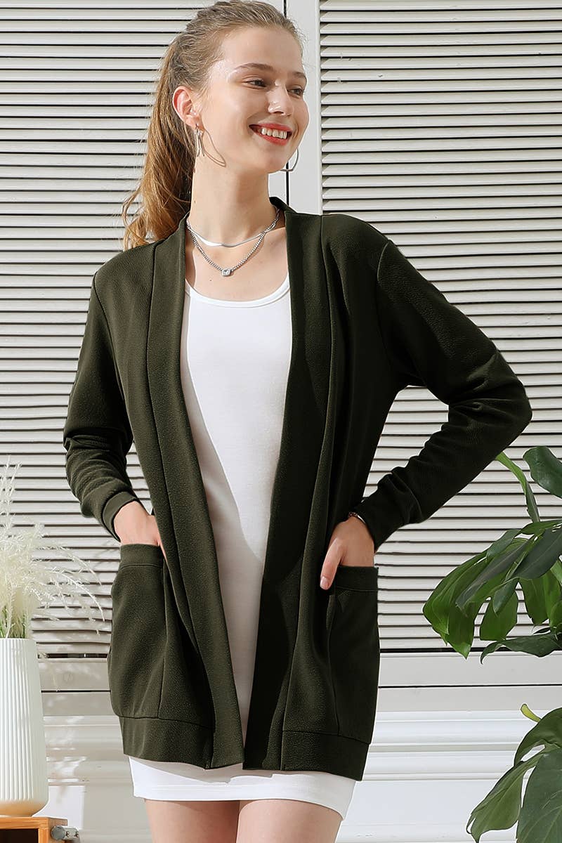 CWOCAL532_LONG SLEEVE SHORT ROVE CARDIGAN WITH POCKETS: BLACKWHITEPLAID