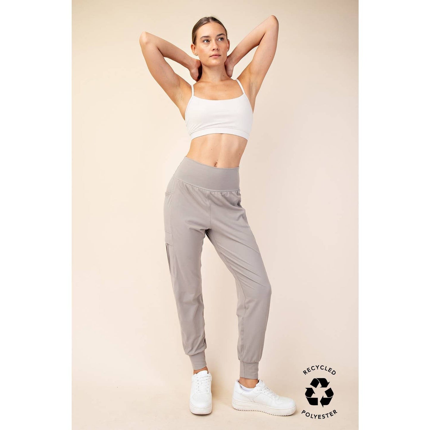 BUTTER JOGGER WITH SIDE POCKETS: True Red