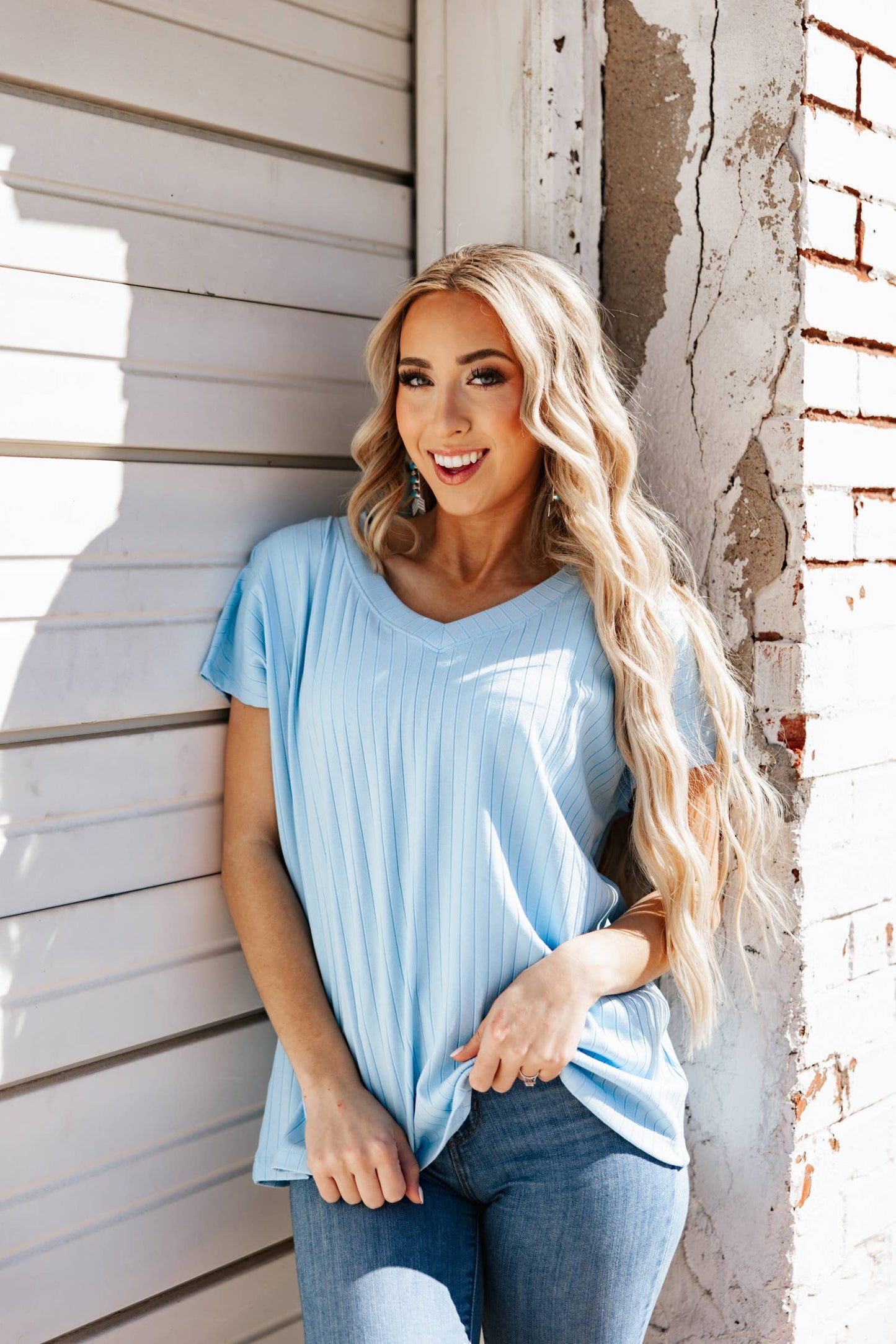 Casual Thick Ribbed V Neck Top: BLACK