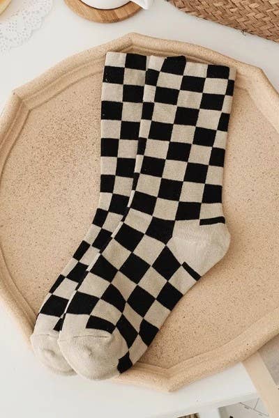 Checkered crew socks: Cream / One Size