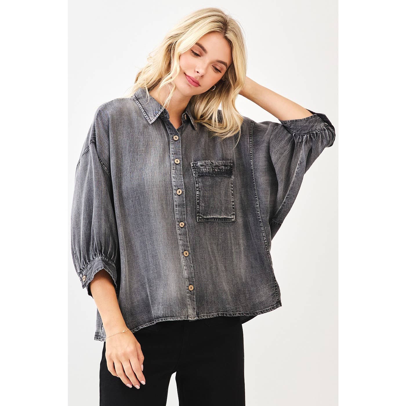 WASHED TENCEL CHAMBRAY DOLMAN SLEEVE SHIRT: DK DENIM / S-M-L(2-2-2)