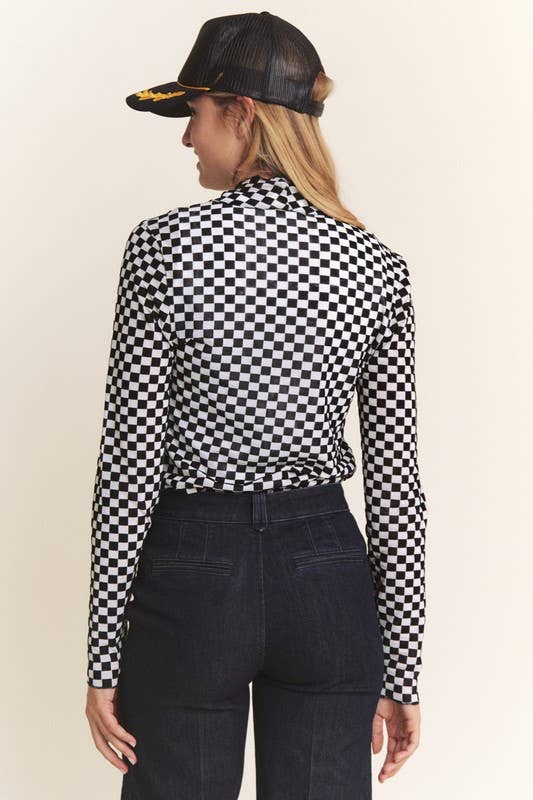 LONG SLEEVE CHECKERED MESH MOCK NECK TOP: BLACK/WHITE