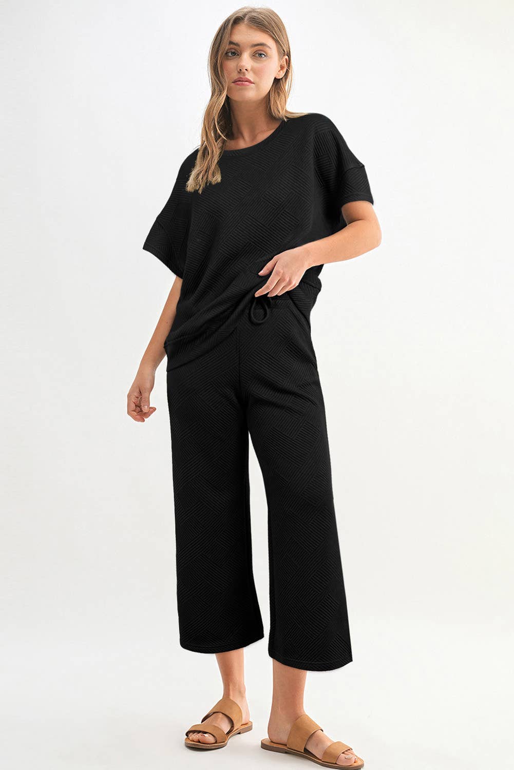 Women Multi-colored Textured T Shirt and Pants Set | S-2XL
