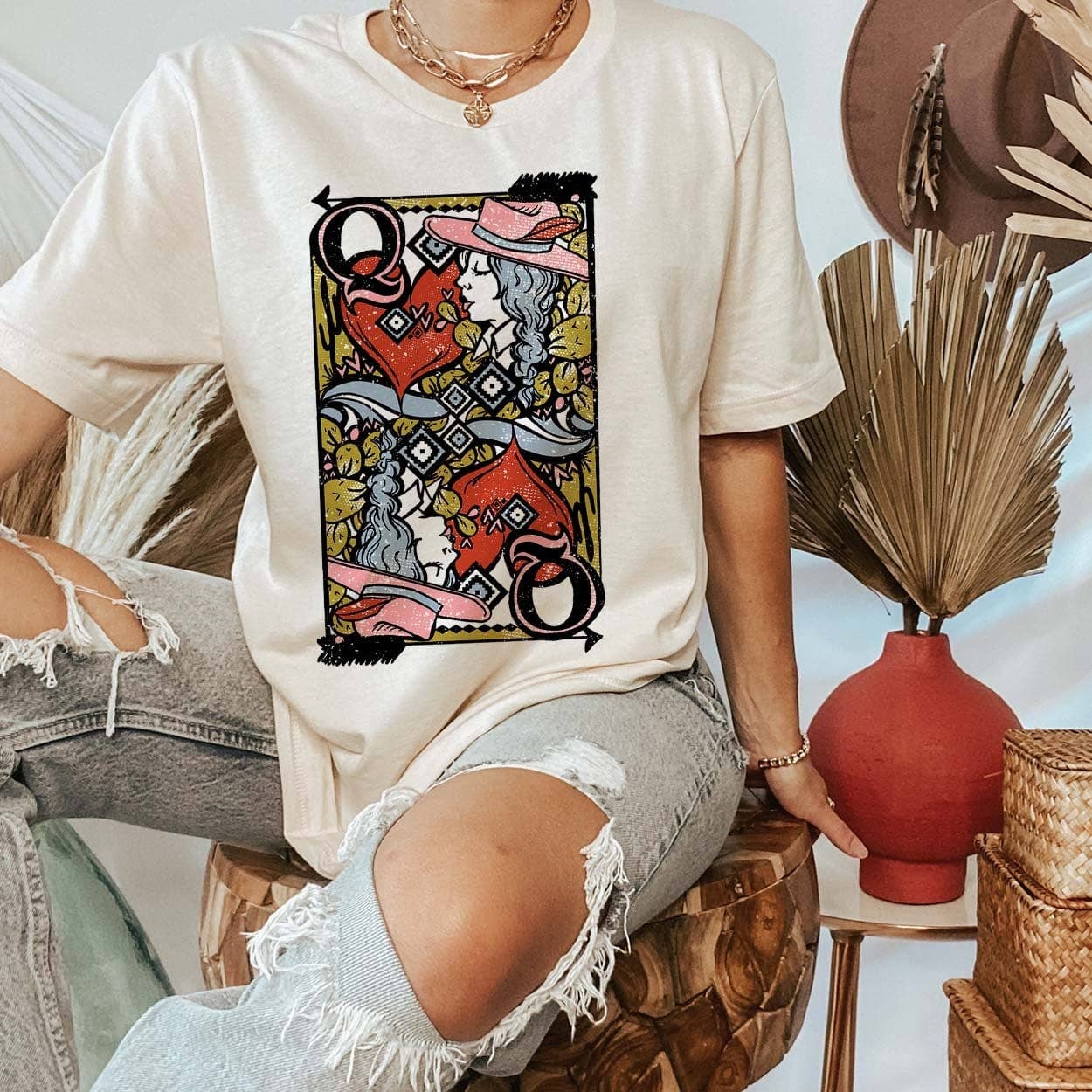 Queen of Hearts Valentine - CREAM tee: Large
