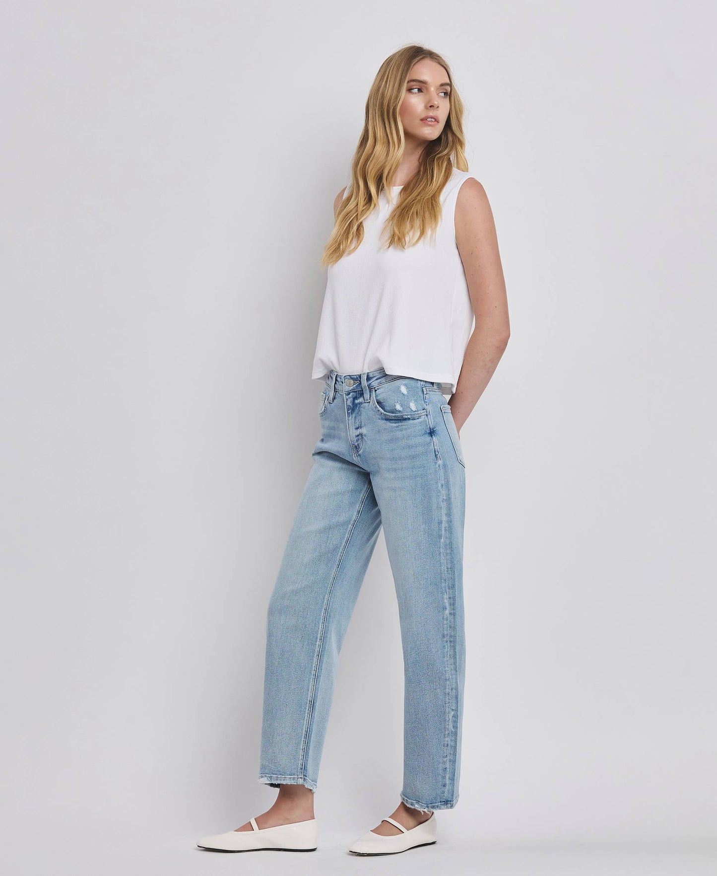 HIGH RISE BARREL LEG JEANS LV1407: SUAVE