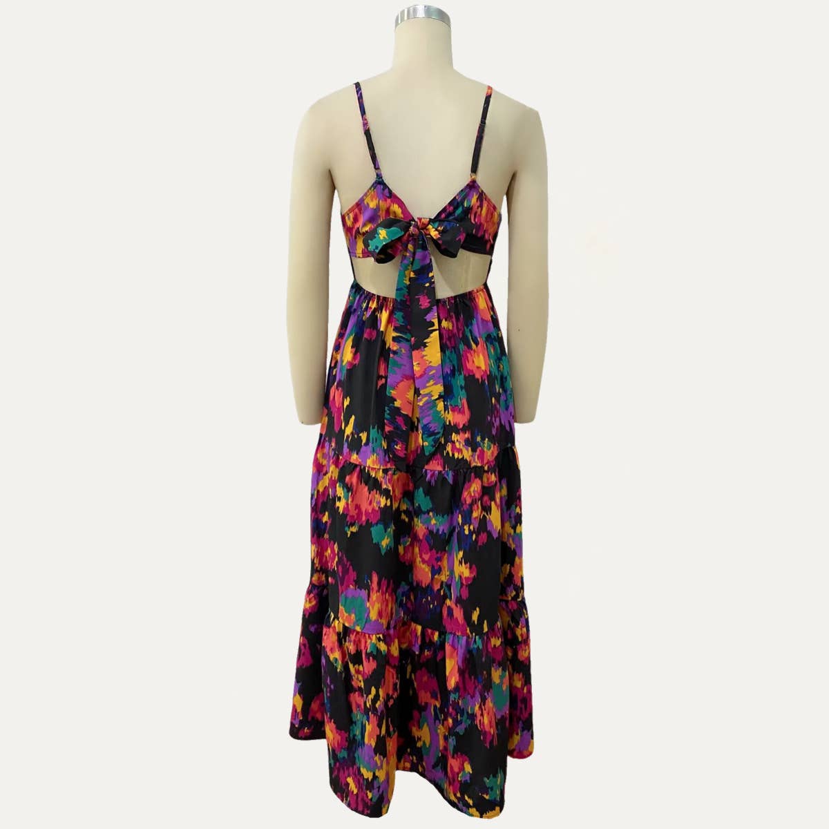 Holiday Multicolor Printed Sleeveless Open-Back Maxi Dress: Multi