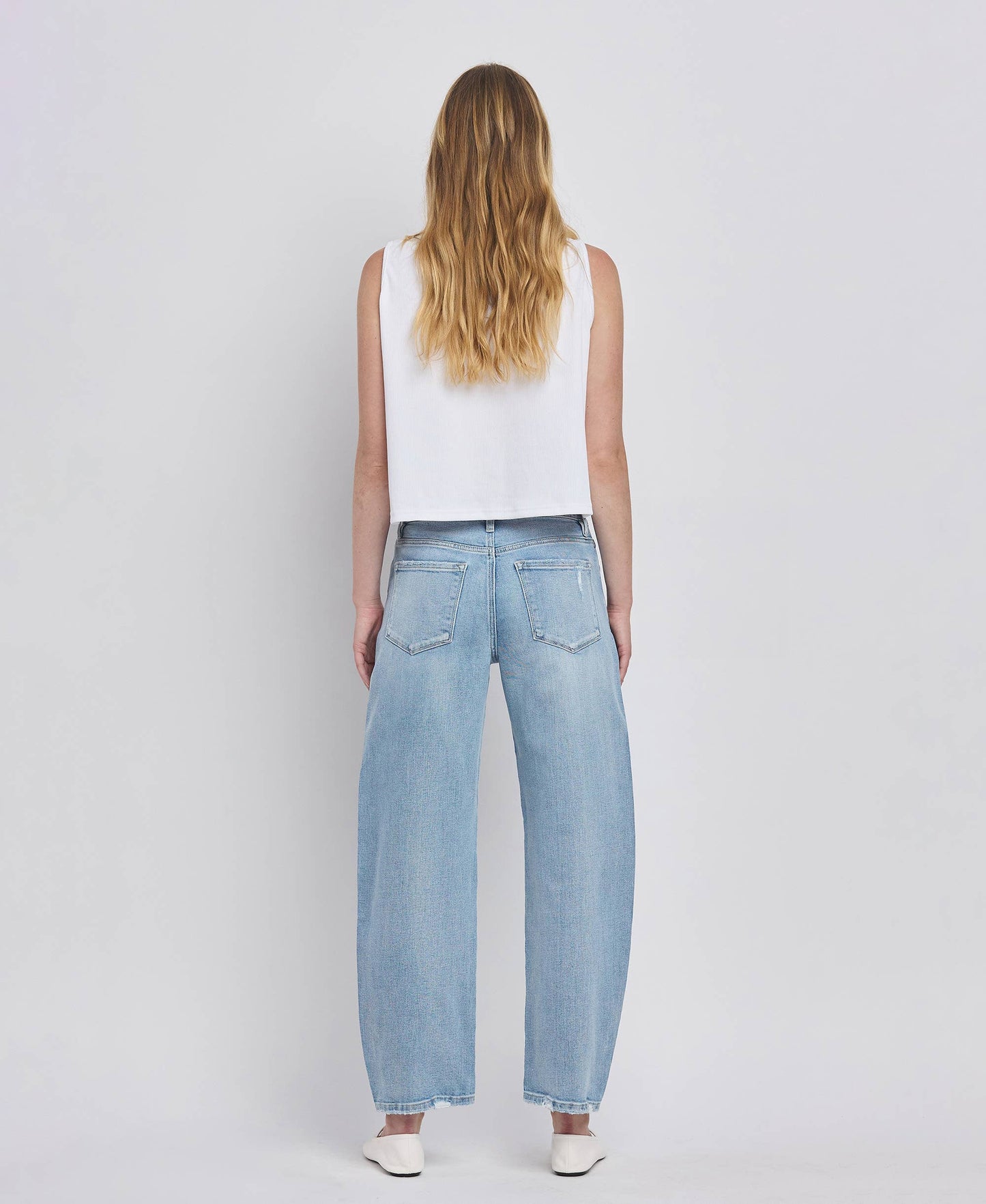 HIGH RISE BARREL LEG JEANS LV1407: SUAVE