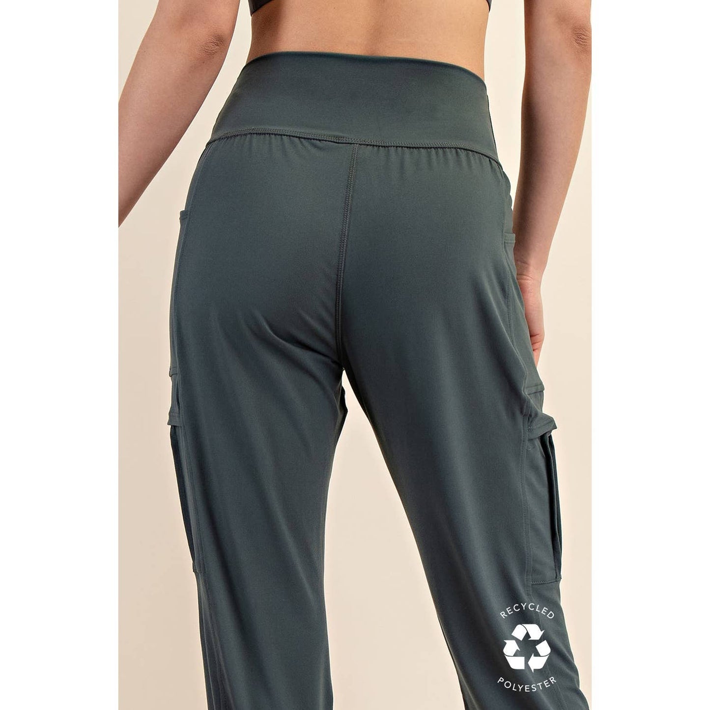 BUTTER JOGGER WITH SIDE POCKETS: True Red
