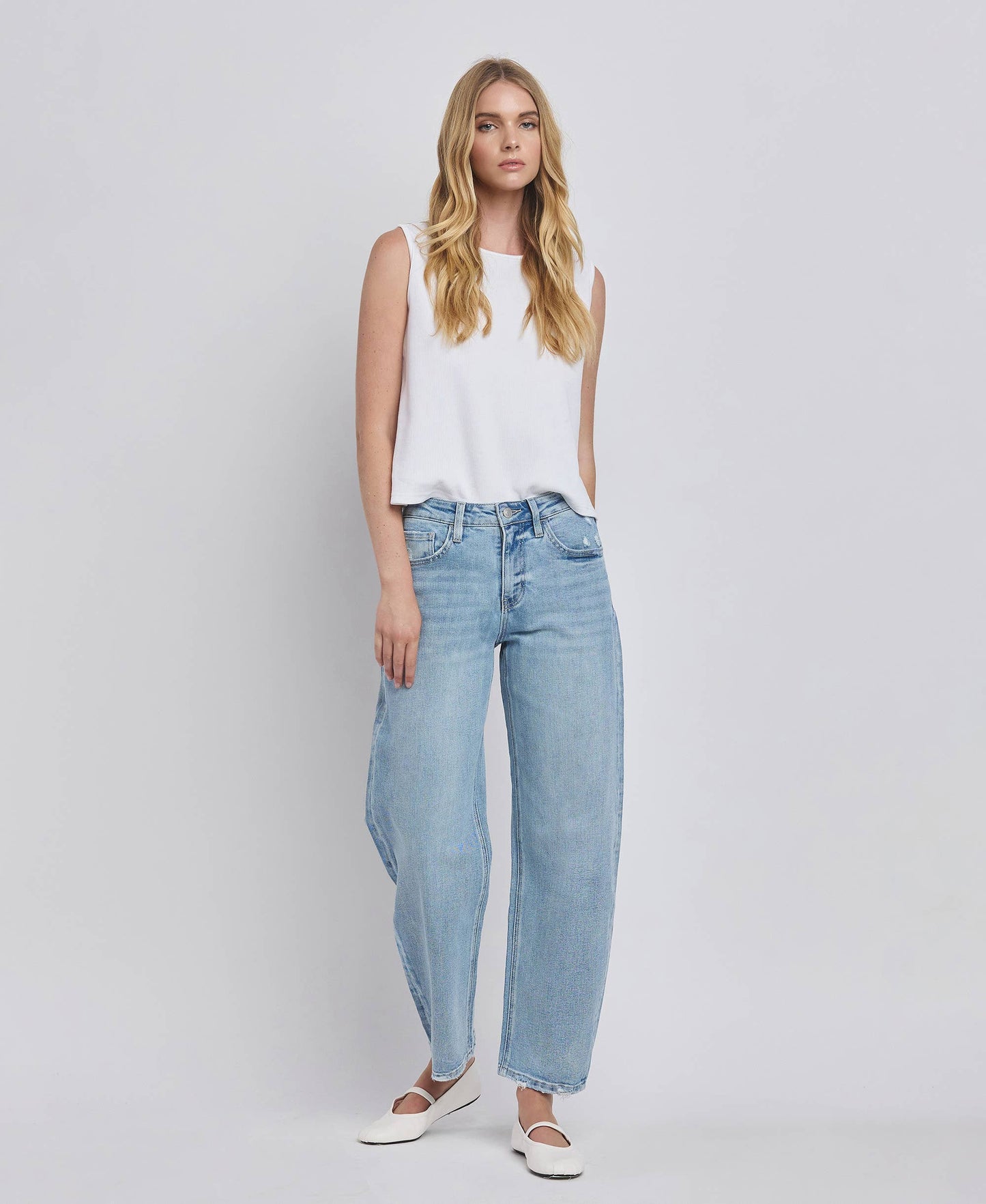 HIGH RISE BARREL LEG JEANS LV1407: SUAVE