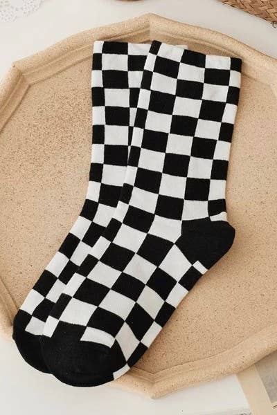Checkered crew socks: Cream / One Size