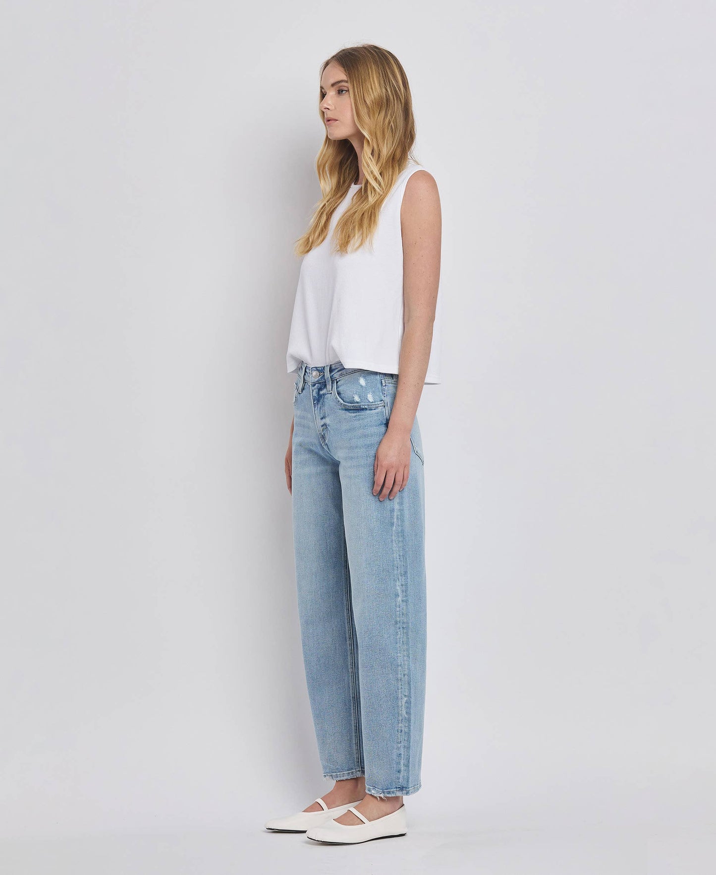 HIGH RISE BARREL LEG JEANS LV1407: SUAVE