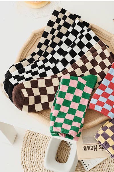 Checkered crew socks: Cream / One Size