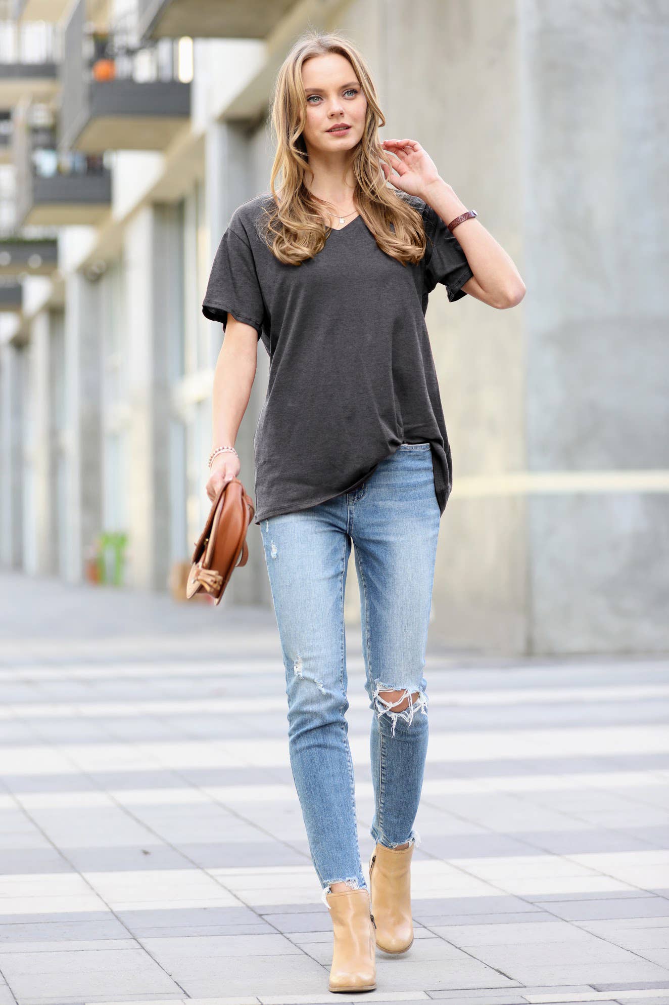 ,,,,,...SI-23938 COTTON SHORT SLEEVE BOYFRIEND  V-NECK TEE: / MAGENTA-149944
