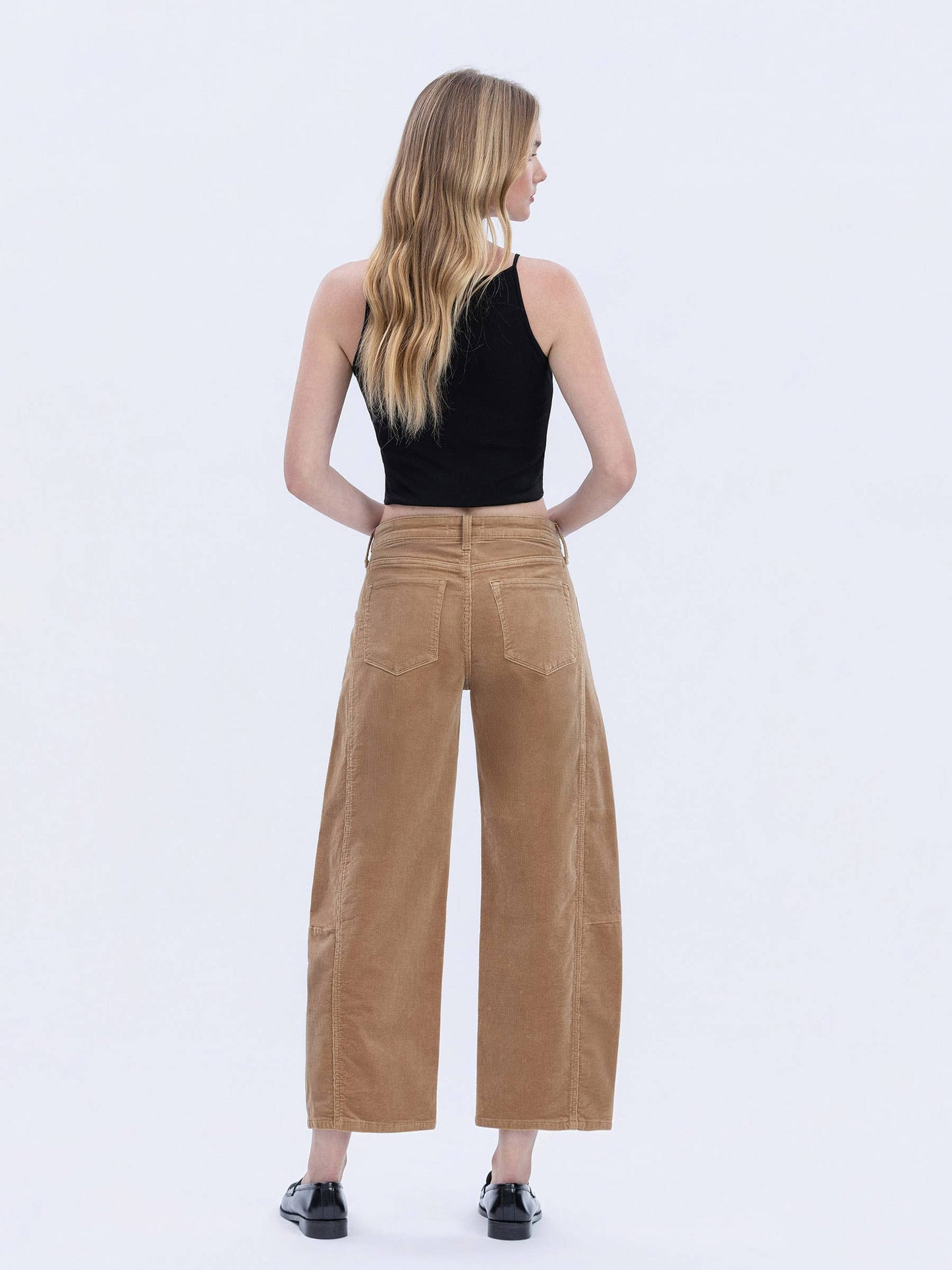 HIGH RISE SEAM DETAIL CORDUROY BARREL JEANS V3699CKK: KHAKI