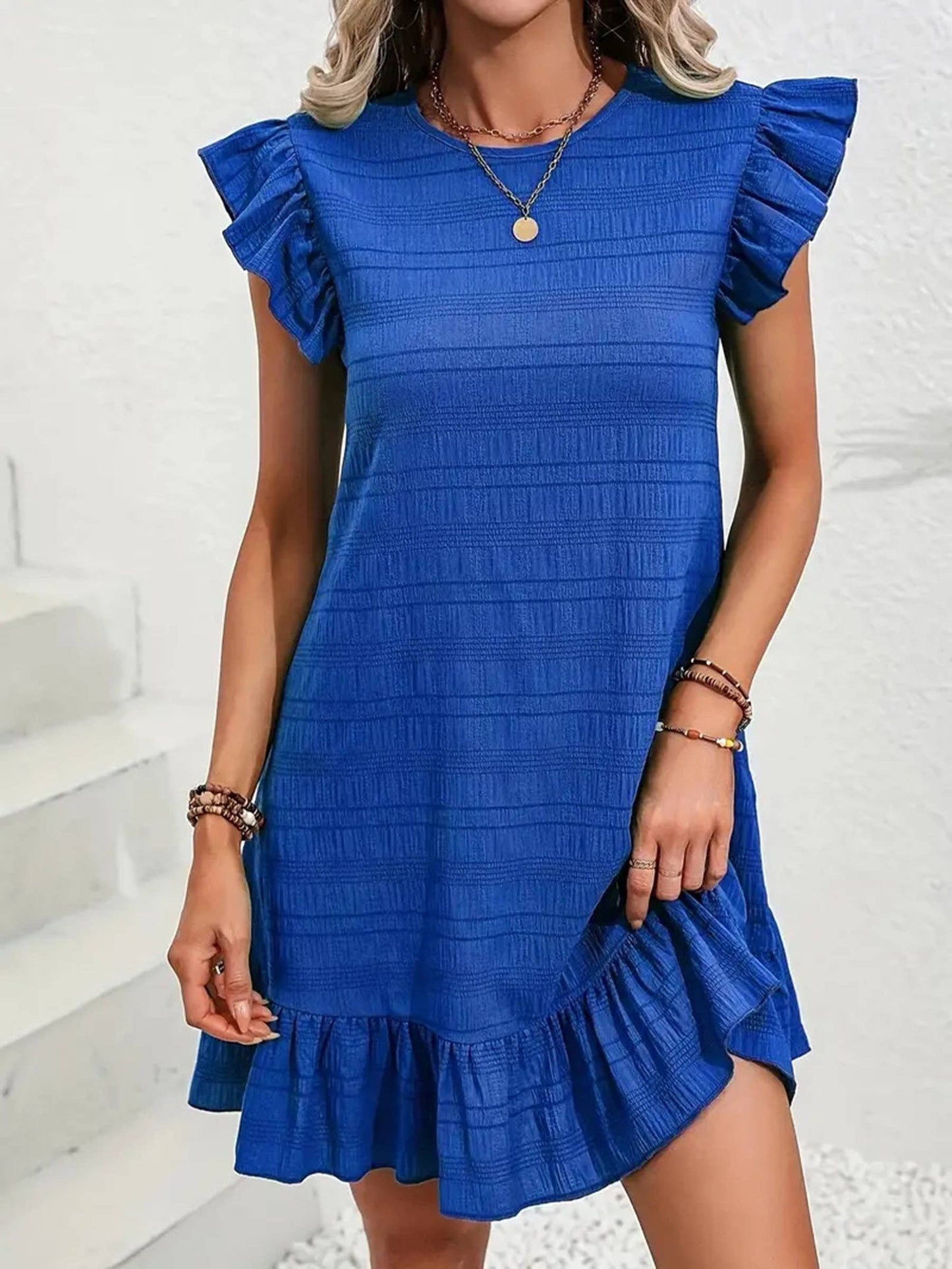 Solid Color Ruffled Sleeveless Dress: Red