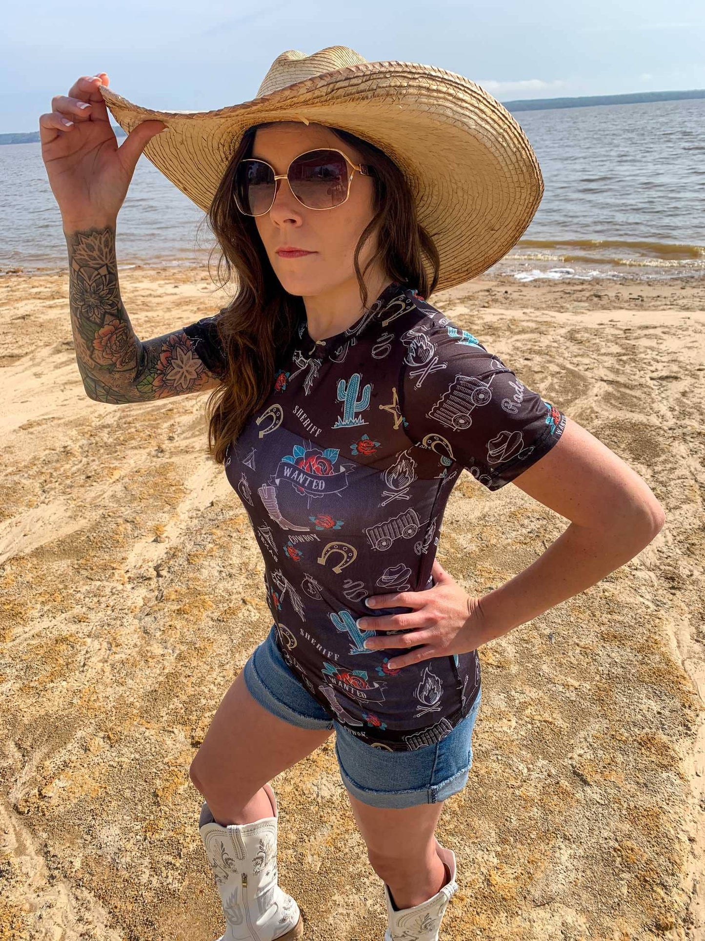 MK325 Texas Rodeo Short Sleeve Mesh Top - Black/Turq/White: Texas Rodeo