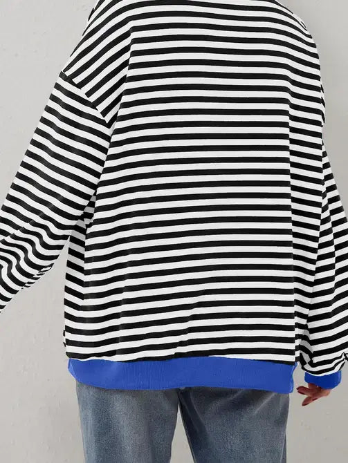 Trendy Oversized Striped Sweatshirt with Bold Trim: Red Stripe