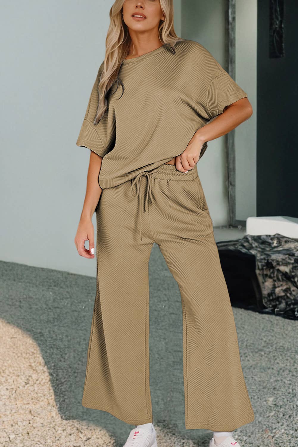 Women Multi-colored Textured T Shirt and Pants Set | S-2XL